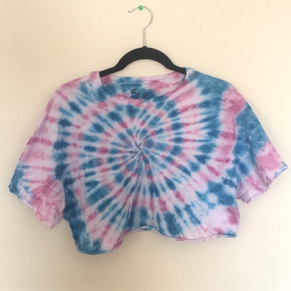 Blue and pink oversized tie dye crop top tee